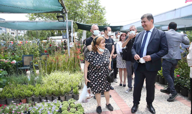 Karşıyaka&#039;da Çiçek Festivali