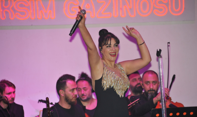 Ünlü Sanatçı Zara Kuşadası’nda!