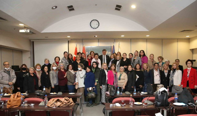 29 Ekim Kadınları Derneği’nden Zübeyde Hanım Anıt Mezarı’na Ziyaret!