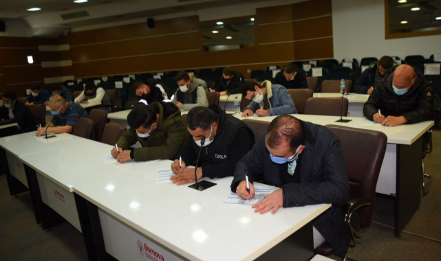 Altın Bilezik İş Arayanlarla İş Verenleri Buluşturuyor