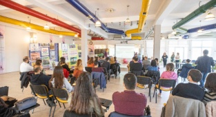 Anne Baba Adayları Ebeveyn Akademisi’nde Buluşuyor