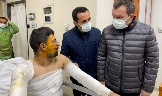 Başkan Koştu&#039;dan Maden Kazasında Yaralanan İşçileri Hastanelerde Ziyaret