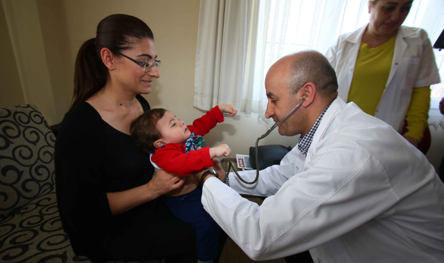 Bayraklı&#039;da 10 Bin Kişiye Sağlık Hizmeti!