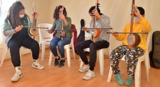 Çocuklar “Küçük Eller Projesi” İle Müzik Hayallerine Kavuştu