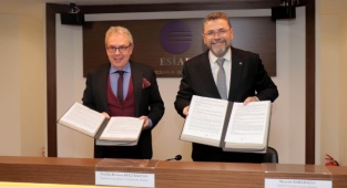 ESİAD İle İzmir Kavram Meslek Yüksekokulu Arasında İşbirliği İmzalandı