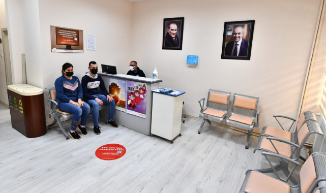 Eşrefpaşa Hastanesi Karşıyaka&#039;da Hizmet Birimi Açıldı