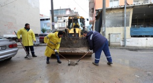 Gaziemir’de Yağmur Teyakkuzu