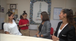 İşitme Engelli Ailelerin Çocuklarına Eğitim Desteği