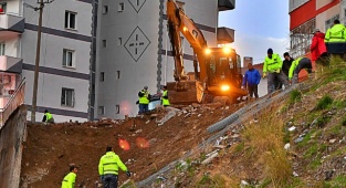 İzmir Büyükşehir Belediyesi Ekipleri Seferber Oldu