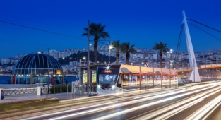 İzmir Büyükşehir Belediyesi Yılbaşı Gecesine Hazır