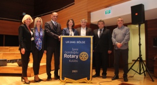 İzmir'de Anlamlı Konser!