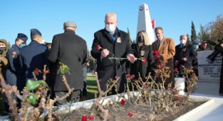 Menemen Şehitlerini Unutmadı