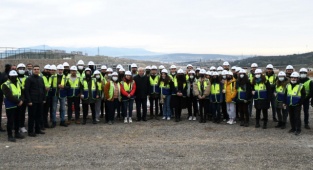 Mühendislik Öğrencileri Örnek Projeyi İnceledi