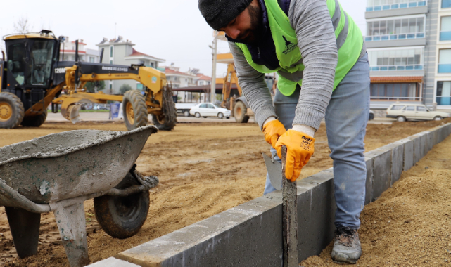 Ödemiş’te 2021’de 255 Bin Metrekarelik Kilit Parke Taş Mesaisi