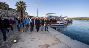 Sığacık Sahili Yepyeni Bir Görünüme Kavuştu