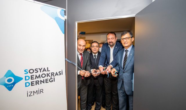 Sosyal Demokrasi Derneği İzmir Şubesi Açıldı