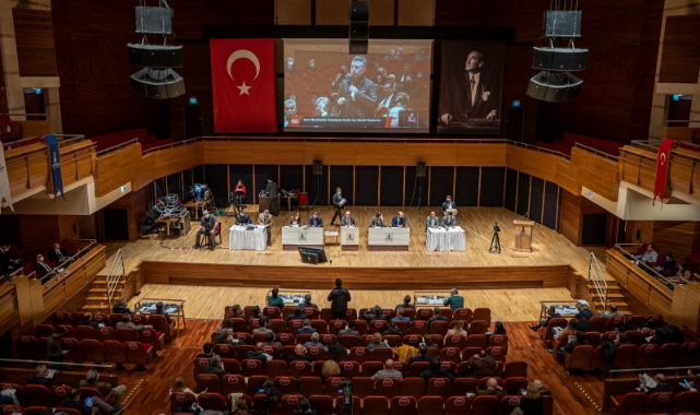 Soyer: &quot;Metroyu Vaktinde Milletimizin Hizmetine Sunacağız&quot;