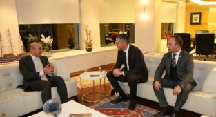 Tunç Soyer’den TBB’ye “Hayırlı Olsun” Ziyareti