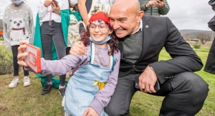 Zeytin Barış Festivali “Bir Zeytin Dalı Yeter” Sloganıyla Başladı