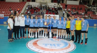 2021 İzmir’in “Altın” Yılı Oldu