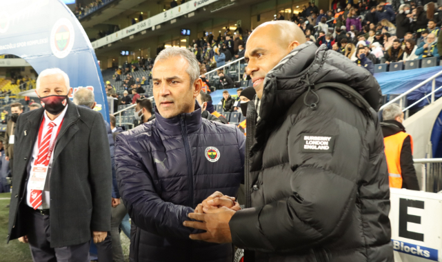 Altay Deplasman&#039;da Fenerbahçe&#039;ye 2-1 Mağlup Oldu