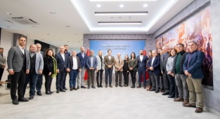 Başkan Soyer’den Yeni Yılın İlk Ziyareti CHP İl Başkanlığı’na