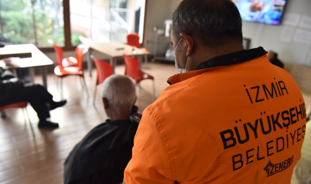 Büyükşehir Belediyesi Ekipleri Evsiz Yurttaşlar İçin Sahada