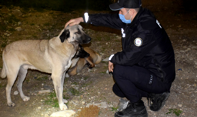 Çeşme Emniyeti’nden Alkışlanacak Hareket!
