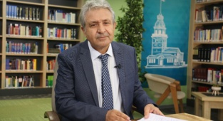 Diş Eti Çekilmesini Önlemek İçin İyi Ağız Bakımı Şart!