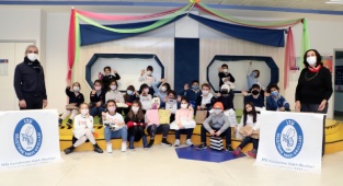 İlkokul Öğrencileri'nden Kars'taki Akranlarına Hediye