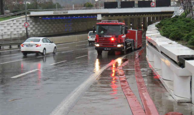 İzmir’de Sağanak Yağış Ve Kar Teyakkuzu