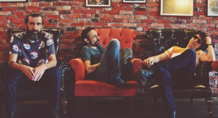 Narda Afrika’dan Yeni Yıl Ruhuna Ritim Katan Şarkı: Senindir Gözlerim