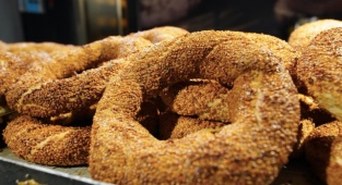 Tarladan Sofraya Tarihi Yolculuk; Çeşme Gevreği!