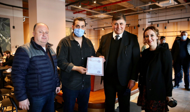 Tugay’dan Esnafa “Yanınızdayız” Mesajı