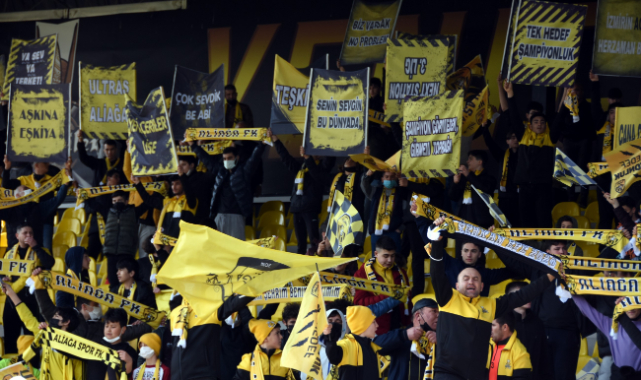 Aliağaspor FK, İzmirspor&#039;u Puansız Gönderdi