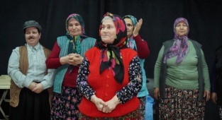 Ana, Gökyüzü Delinmiş