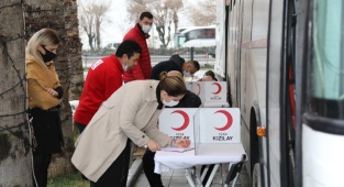 Bayraklı Belediyesinden ‘Kan Bağışı’ Kampanyası