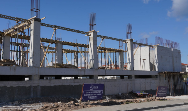 Çeşme’nin İlk Kapalı Pazar Yeri  İnşaatı Reisdere’de Devam Ediyor