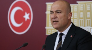Chp'li Bakan Çiğli/Kaklıç Havaalanı'nı Meclis Gündemine Taşıdı