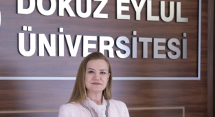 Deü’den Kiraz’a Sinema Salonu Deü’nün Sinema Salonu Şoför Nebahat’la Perdelerini Açtı