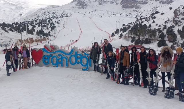 DEÜ ve EBYÜ Güçlerini Birleştirdi