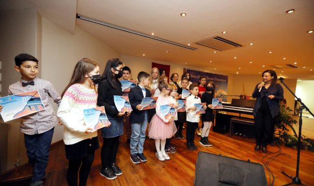 Efes Selçuklu Çocuklardan Çağdaş Türk Bestecileri Resitali