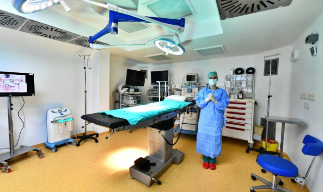 Eşrefpaşa Hastanesi’nin Ameliyathanesi Yeniden Hizmete Alındı