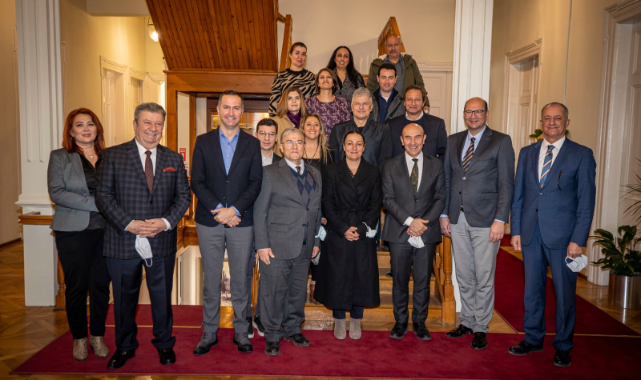 İzmir Büyükşehir Belediyesi Gençlik Ve Spor Kulübü’nde Toplu İş Sözleşmesi İmzalandı