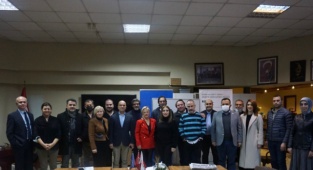 İzmir Gazeteciler Cemiyeti Bünyesinde Oluşturulan Basın Danışmanları Komisyonu İlk Toplantısını Yaptı.