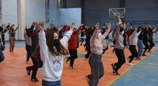 Kemalpaşa Halk Dansları Topluluğu 23 Nisan’a Hazırlanıyor