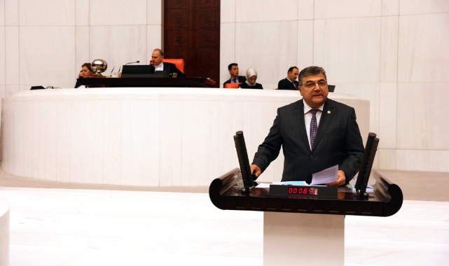 Milletvekili Sındır, &quot;Tarım makinaları imalat sektörü eriyor!&#039;&#039;