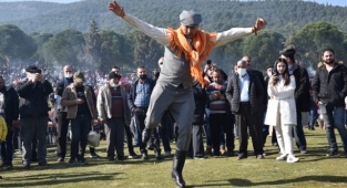 Şampiyon Develer Torbalı Arenası’ndaydı