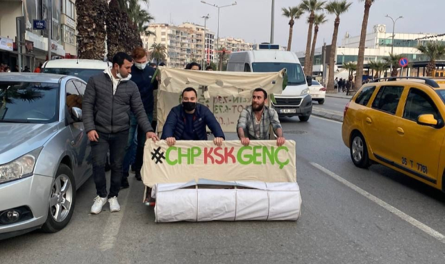 Taş Devri Aracıyla Protesto
