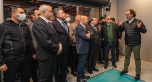 Türkiye’nin En Büyük Tam Otomatik Otoparkı İzmir’de Açıldı